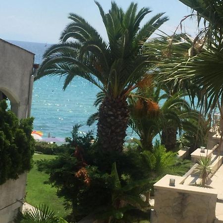 Frenki Apartment By The Sea Siviri Buitenkant foto